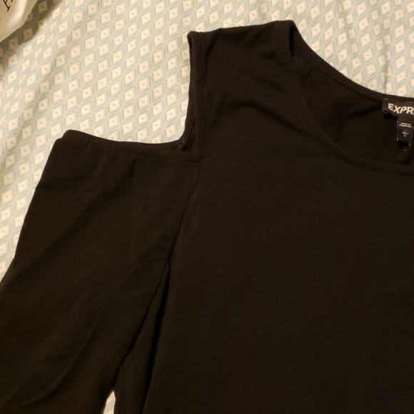 Black cold shoulder top - Picture 3 of 3